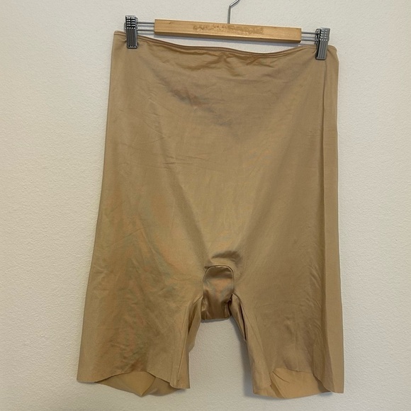 SPANX Seamless Sculpting Simplicity Shorts Extra High Rise Size 2X Women’s Beige - Picture 1 of 6